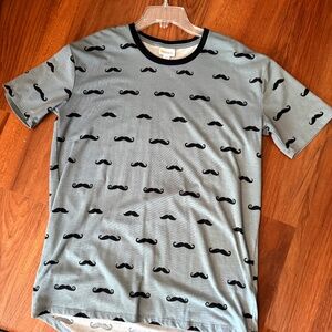 LuLaRoe Mustache Shirt- XS blue/grey, fits like M